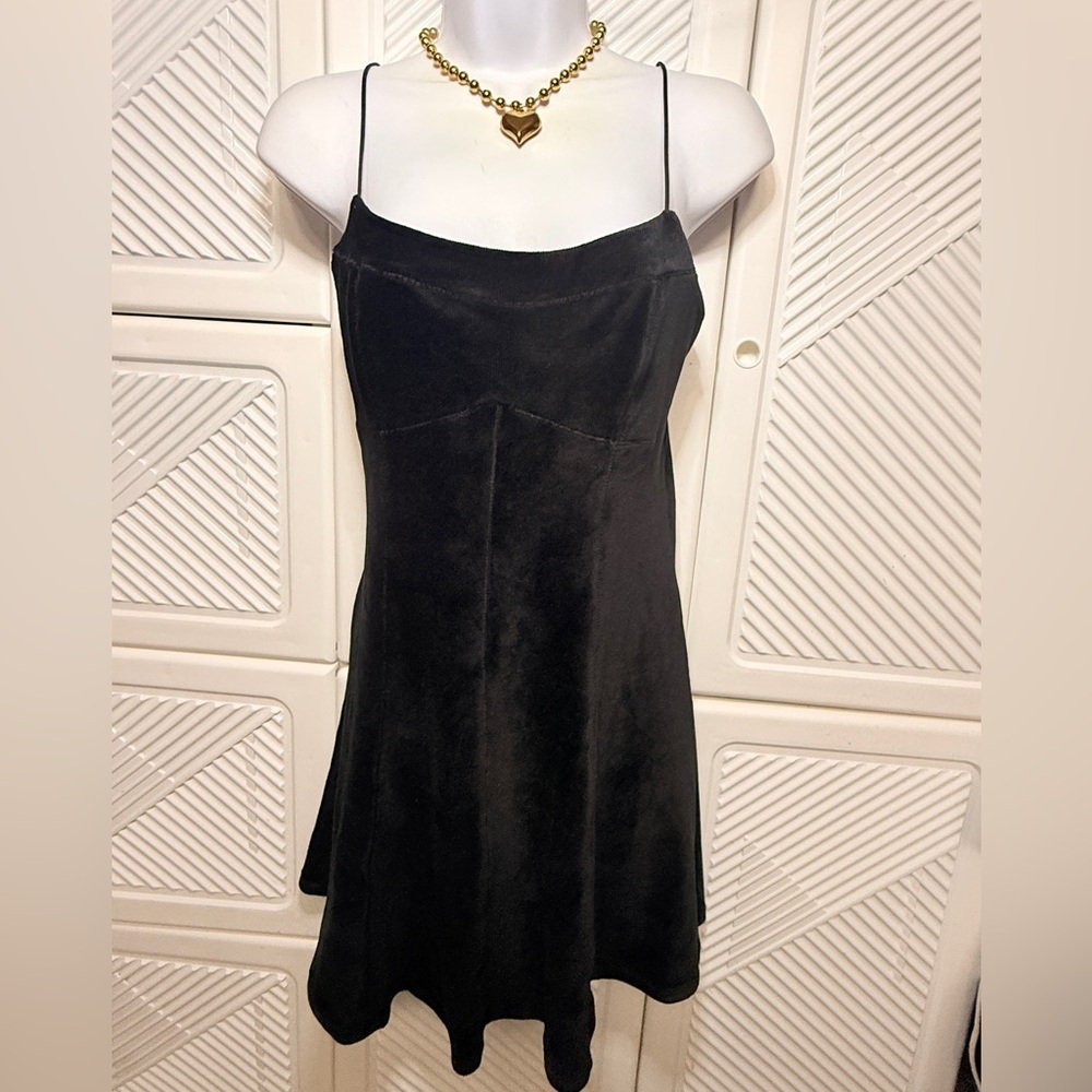 Elegant Black Velvet Dress